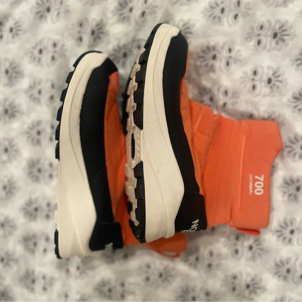 The North Face Nuptse II Waterproof Boots 700-fill Down Insulation Bright Orange